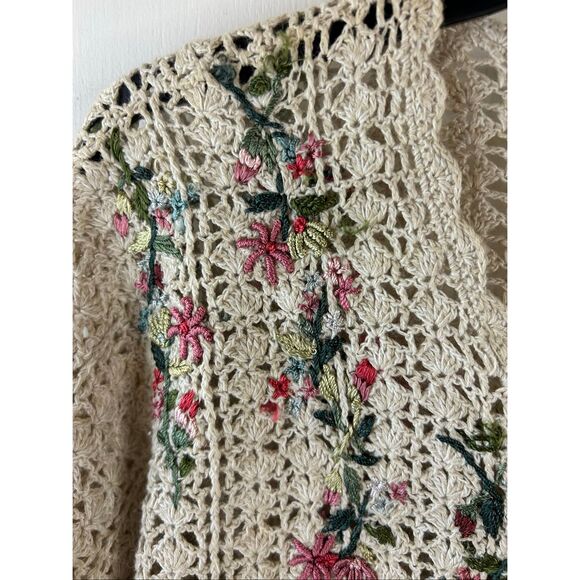 Heirloom Collection Crochet sweater large flowers buttons rn383437 - Picture 5 of 10
